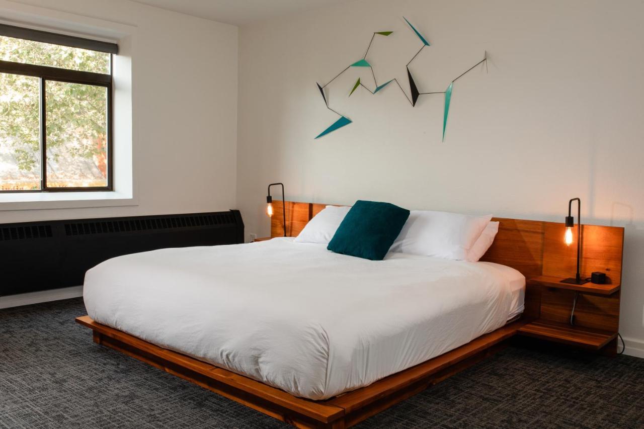 Hotel Leo Bellingham Bagian luar foto